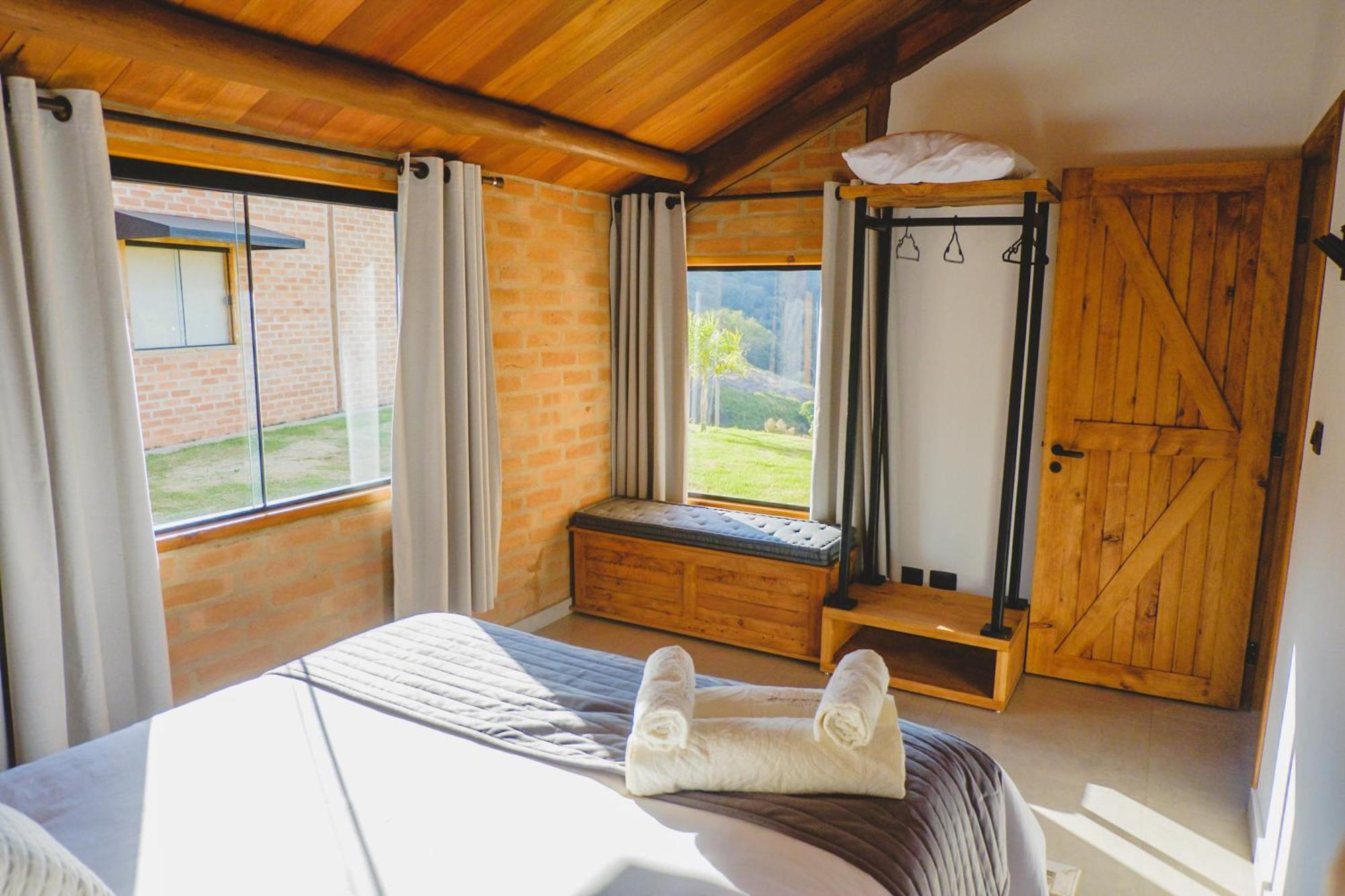 Pousada Ho'Oponopono Chalets & Wine Sapucaí-Mirim Kültér fotó